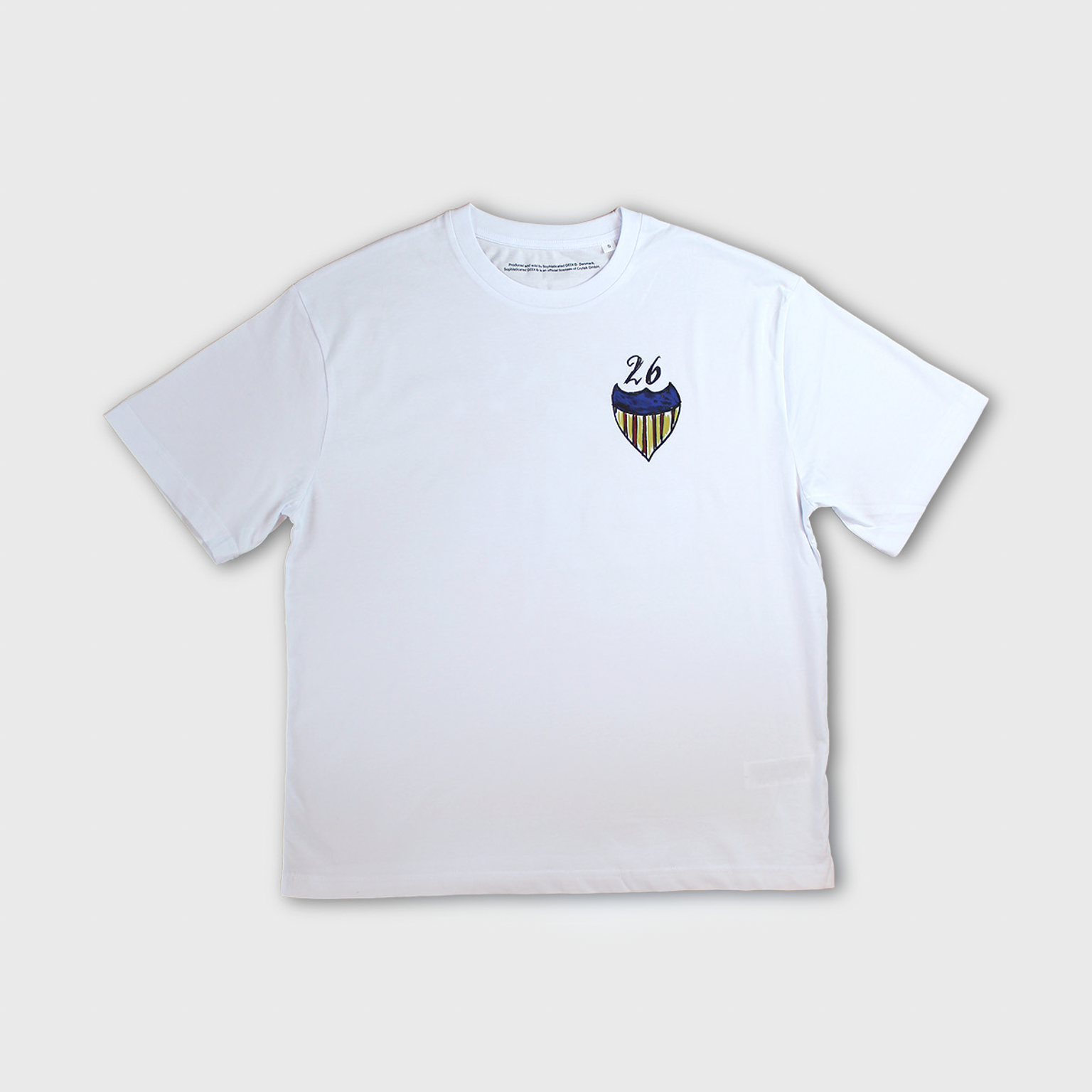 Weißes T-Shirt mit Abzeichen des 26. Regiments