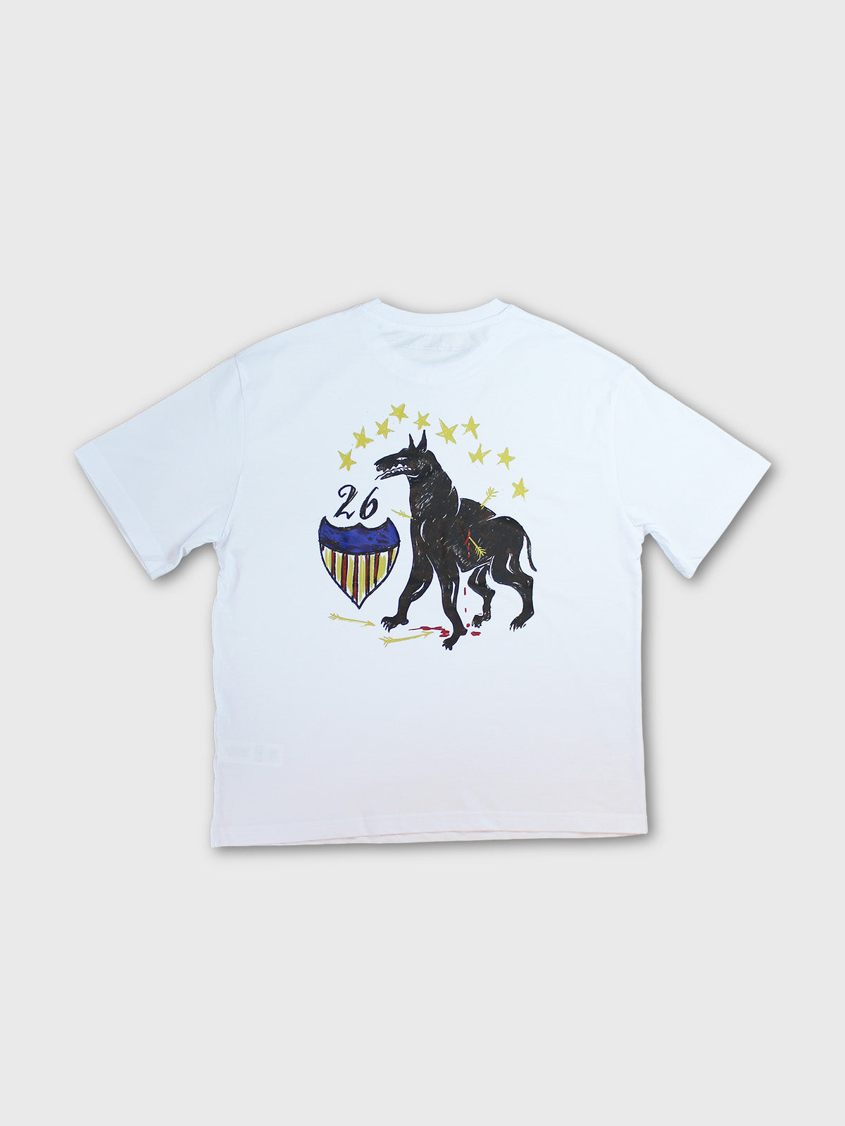 Weißes T-Shirt mit Abzeichen des 26. Regiments